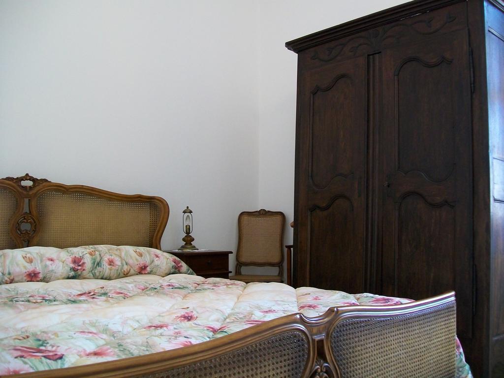 Notte Di Luna Room & Breakfast Oristano Ruang foto